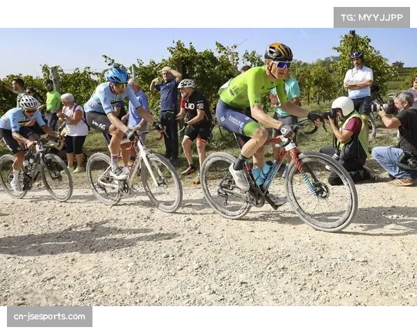 世锦赛赛道鹅卵石路段与高海拔成变数,车手装备选择受关注