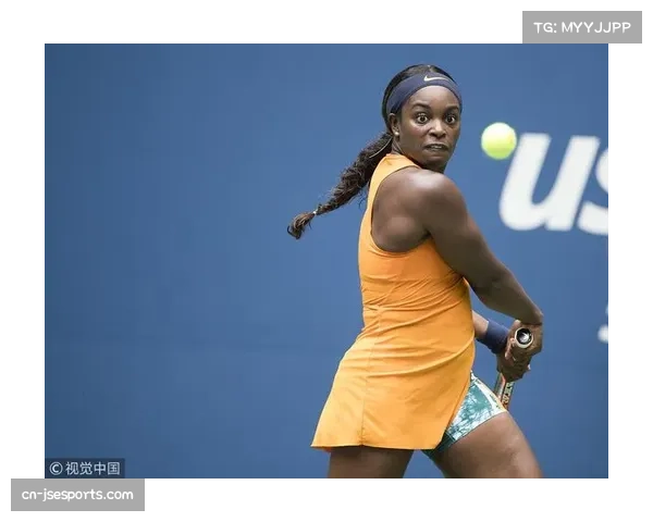 克雷莫纳赛前策划反家暴活动，球员身印女性名字登场