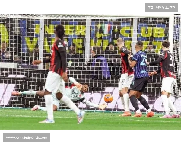 意甲亚特兰大对阵国际米兰，蓝黑军团客场八连胜遇挑战